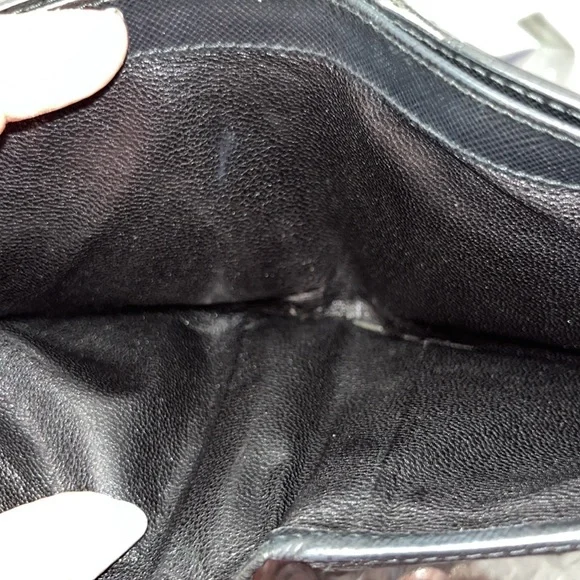 Prada black saffiano leather bifold wallet - Picture 8 of 8